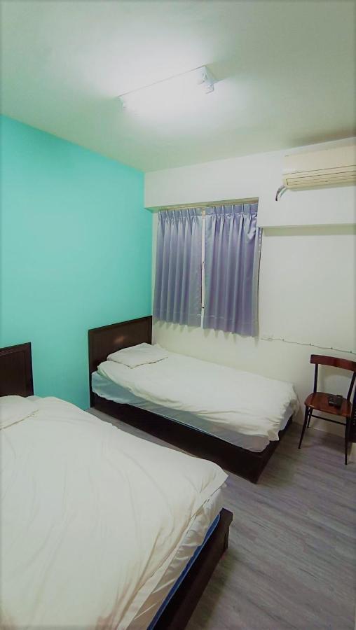 Fengchia Bichon Art Homestay Taichung Esterno foto